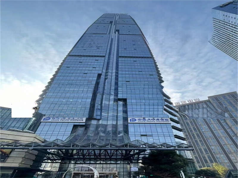 （5折 市中心寫字樓）世茂商務(wù)中心法拍寫字樓7套（可單獨(dú)競(jìng)拍）