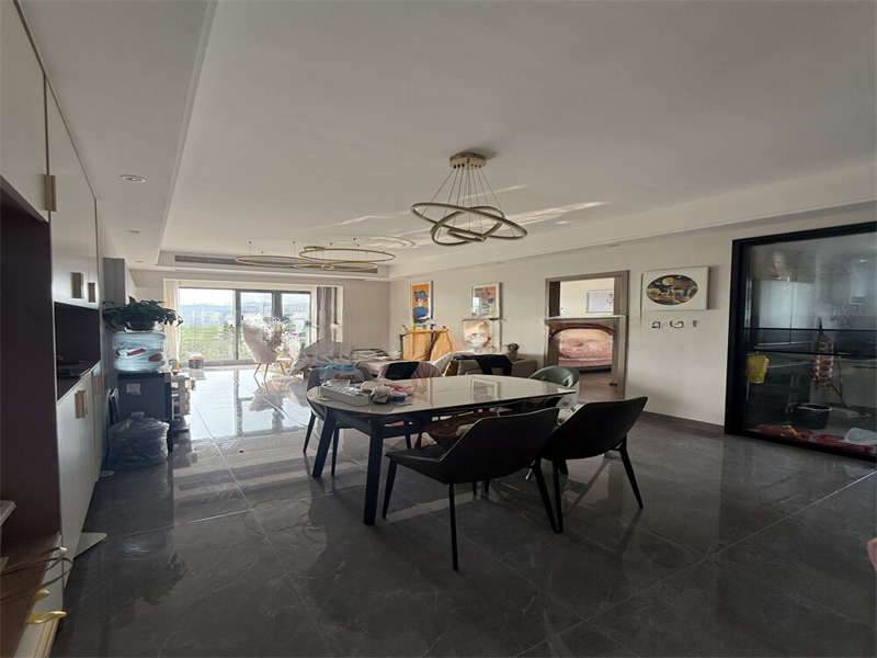 金輝優(yōu)步星樾（金輝星樾云?。┓ㄅ姆?、5-1棟901號(hào)