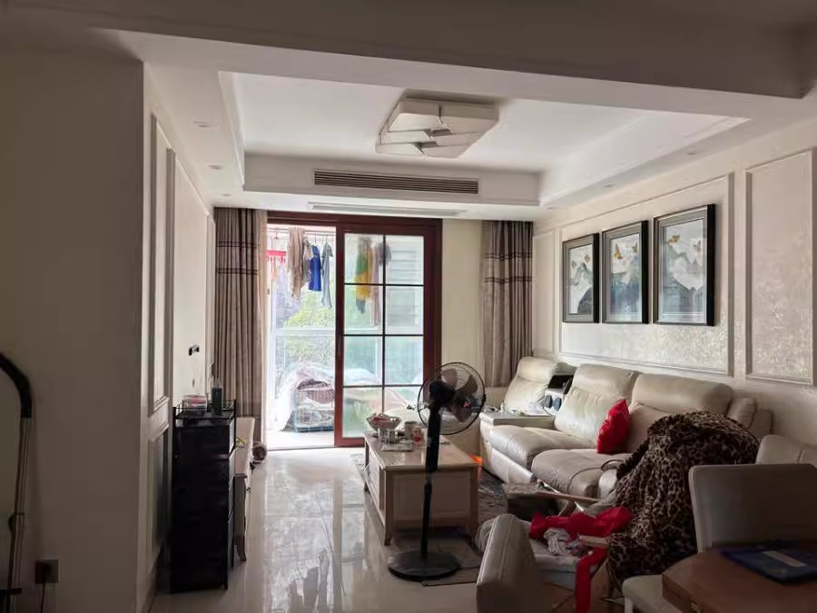 芙蓉萬國城MOMA（卓越匯富苑）法拍房11棟204號房