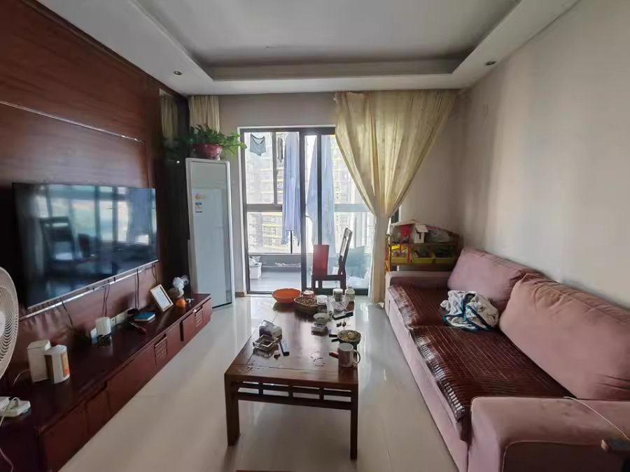 萬科金域藍(lán)灣法拍房1棟1705號(hào)房屋及房屋內(nèi)家具家電物品