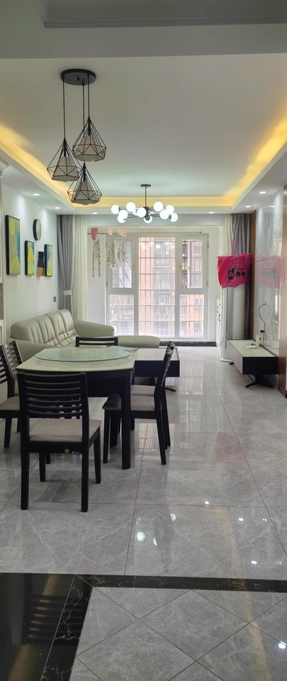 （復(fù)式4房）新城國際花都四期北區(qū)法拍房B4棟1205室